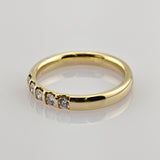 Ring aus Gold mit 5 Diamanten