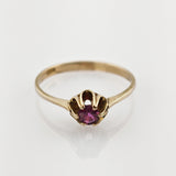 Klassischer Goldring mit Topas