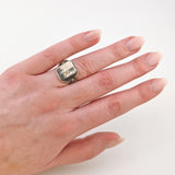 Statement Silberring im Vintage-Stil