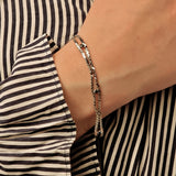Luxuriöses Silberarmband mit Saphiren
