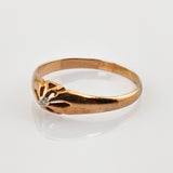 Eleganter Goldring mit Diamant