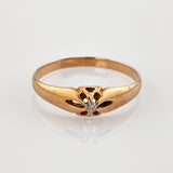 Eleganter Goldring mit Diamant