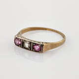 Goldring mit drei Moissaniten