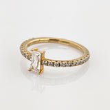 Goldring mit Glassteinen, Baguetteschliff um 1960
