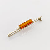 Silber Brosche mit orangem Glasstein Art-déco Stil